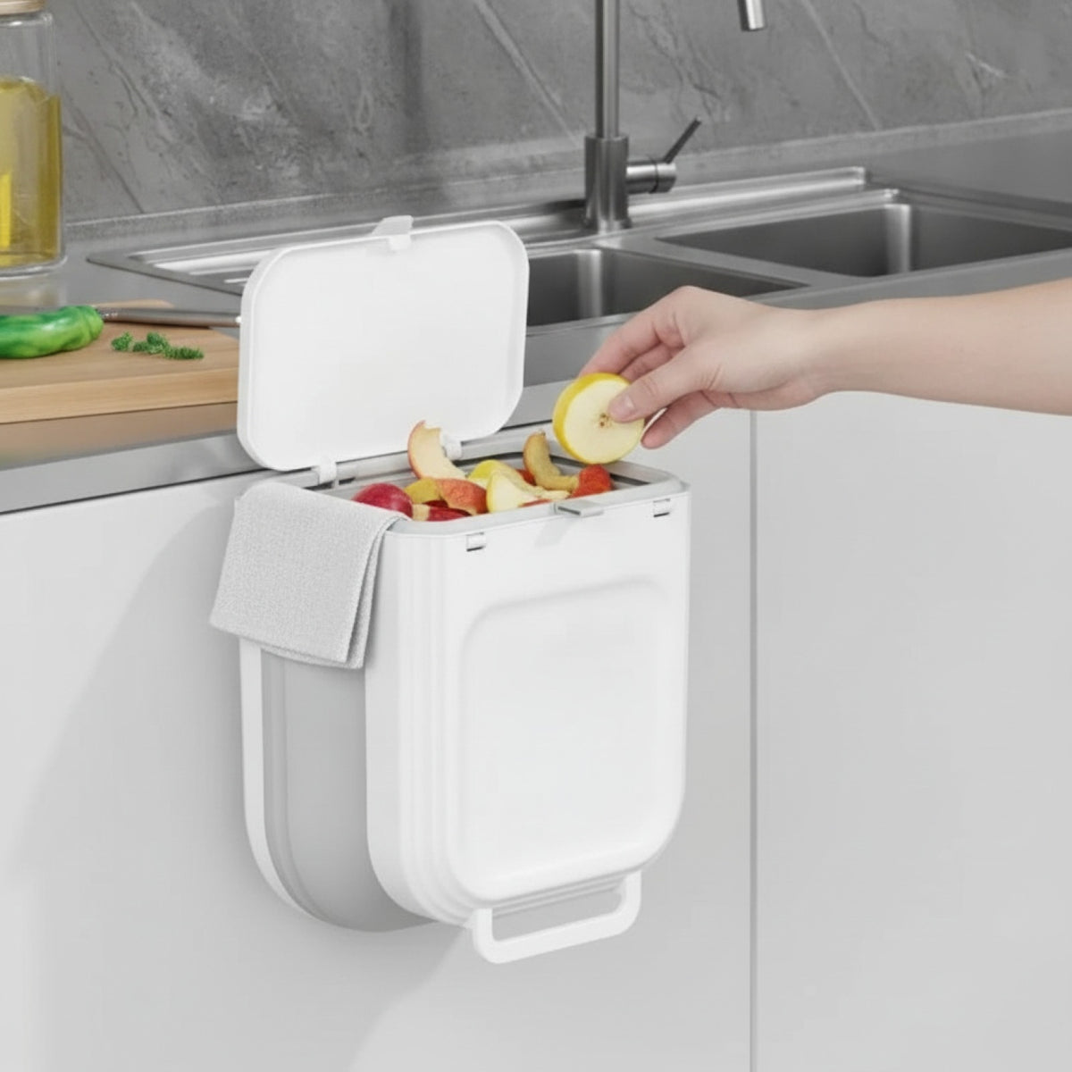 Poubelle de Cuisine Suspendue et Pliable - Gain de Place et Hygiène