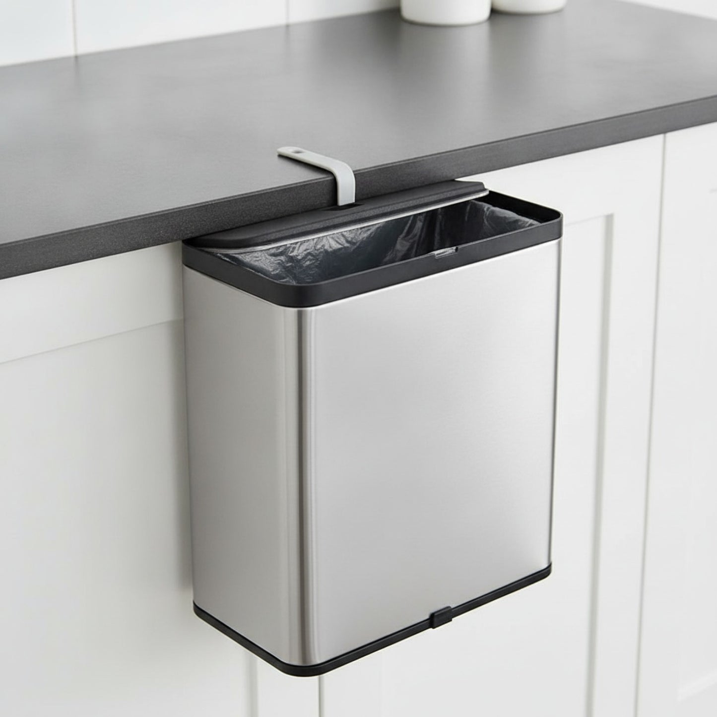 Poubelle de Cuisine en Acier Inoxydable 8L avec Couvercle - Design Suspendu et Anti-traces
