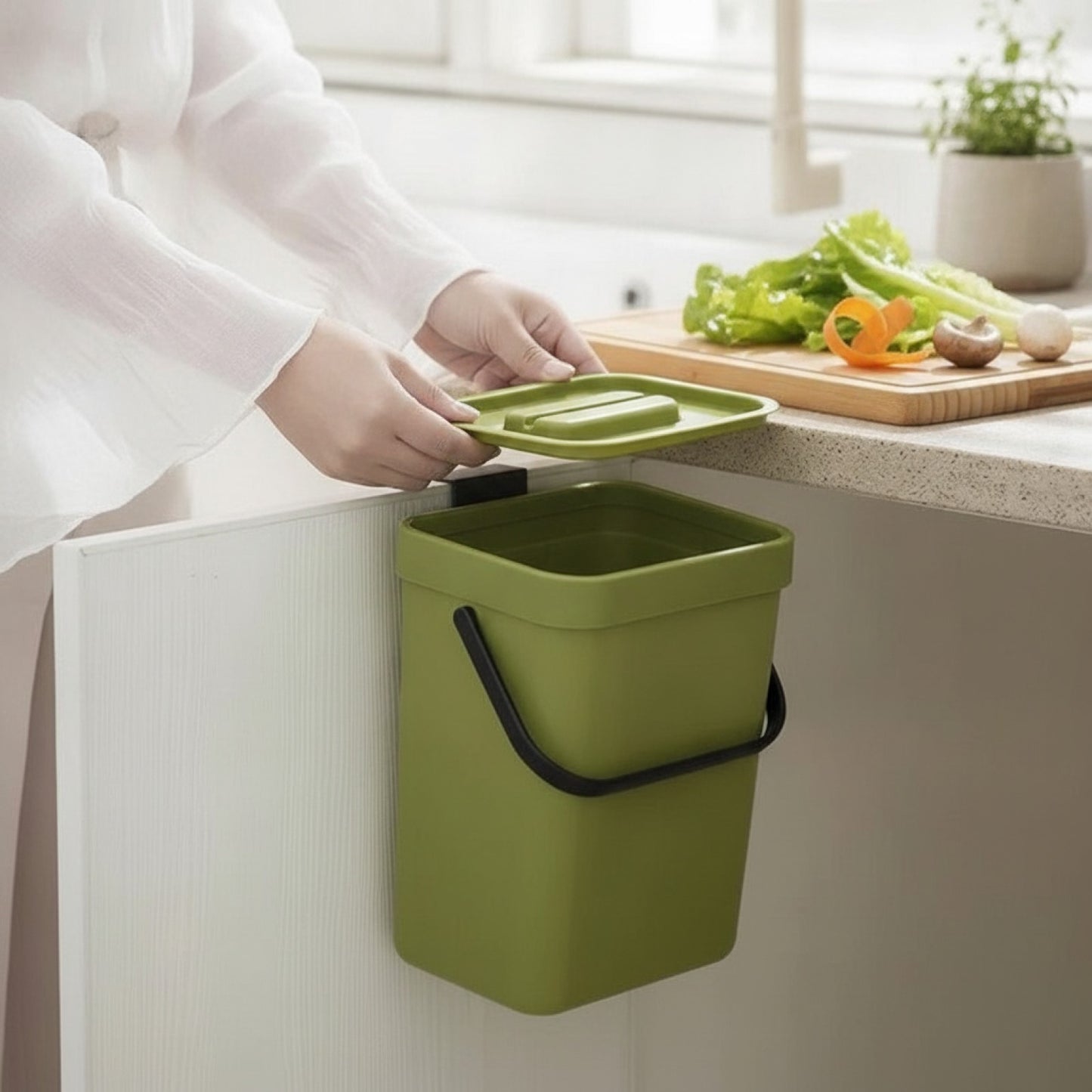 Poubelle Murale 2-en-1 Suspendue pour Cuisine et Bureau - Plastique Polyvalent